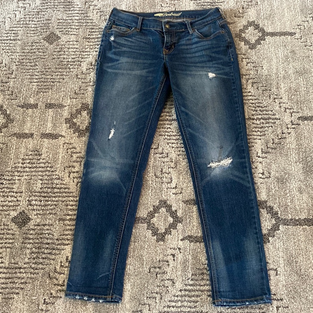 Old navy jeans, blue.